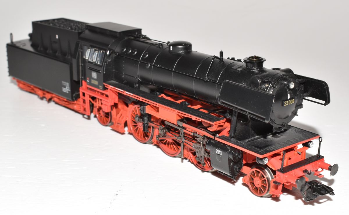 Artikel Bild: Märklin H0 39233 BR 23 008 Dampflok der DB Ep. III mfx, Sound u. Rauch in OVP