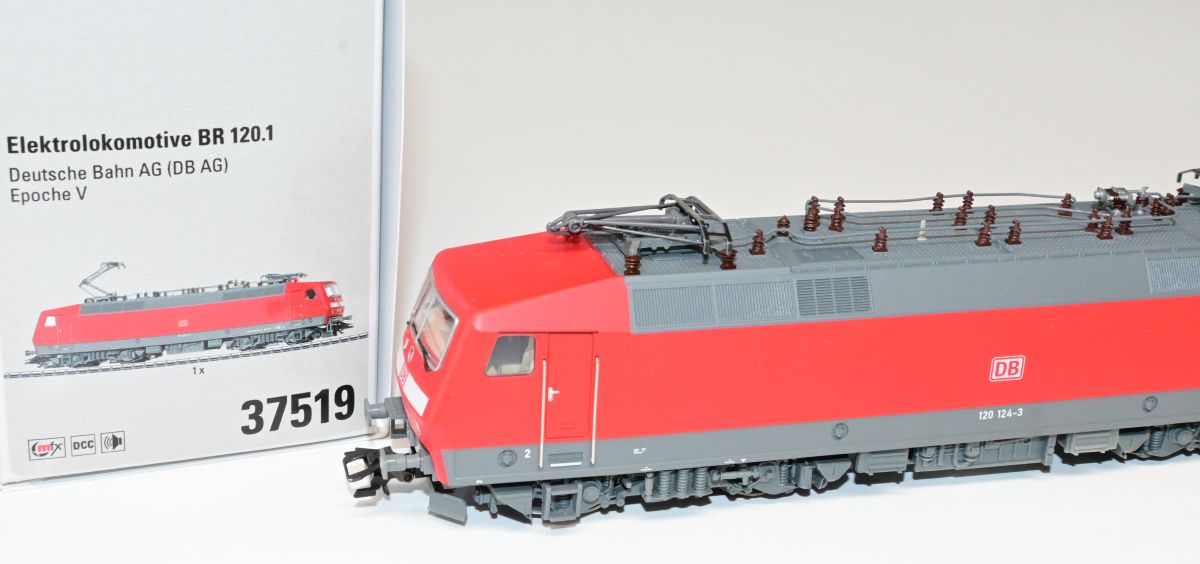 Artikel Bild: Märklin H0 37519 BR 120.1 E-Lok rot DB AG Ep. V, mfx/DCC u. Sound in OVP