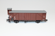 Märklin H0 gedeckter Güterwagen Gu der DR in Ep. III, KKK/NEM 